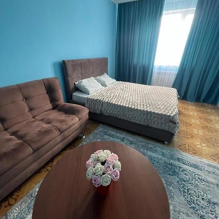 1 Комнатная Квартира В 15 Минутах От Аэропорта И 5 Минут От Жд Вокзала 1 Almaty Eksteriør billede